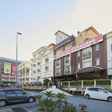 Beryll Inn Cyberjaya Hotel Esterno foto